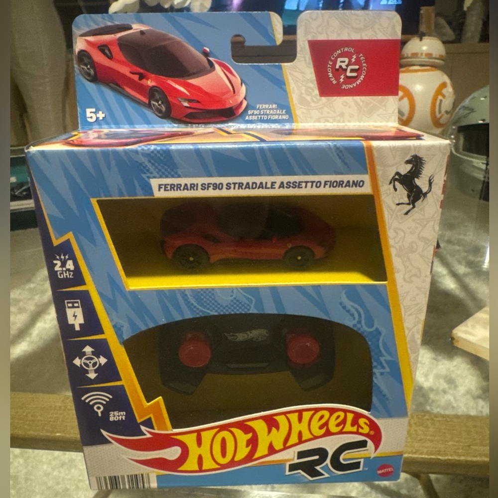 Mattel Hot Wheels RC Ferrari SF90 Stradale in Red and Black Radio Control Car